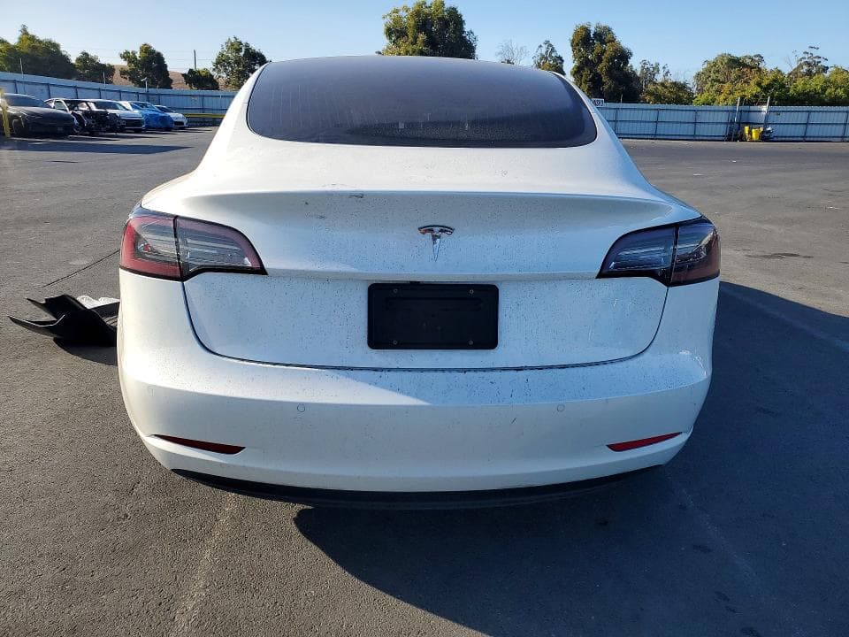 2020 TESLA MODEL 3 6