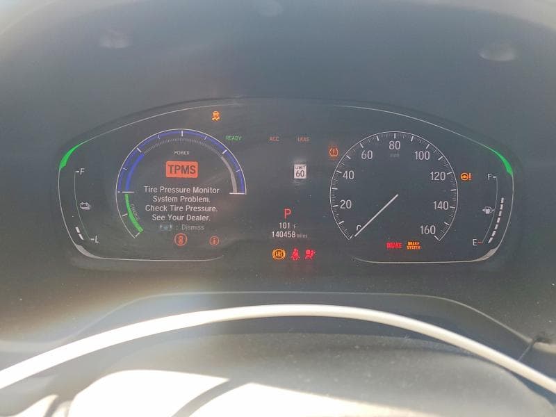 2019 HONDA INSIGHT EX 9