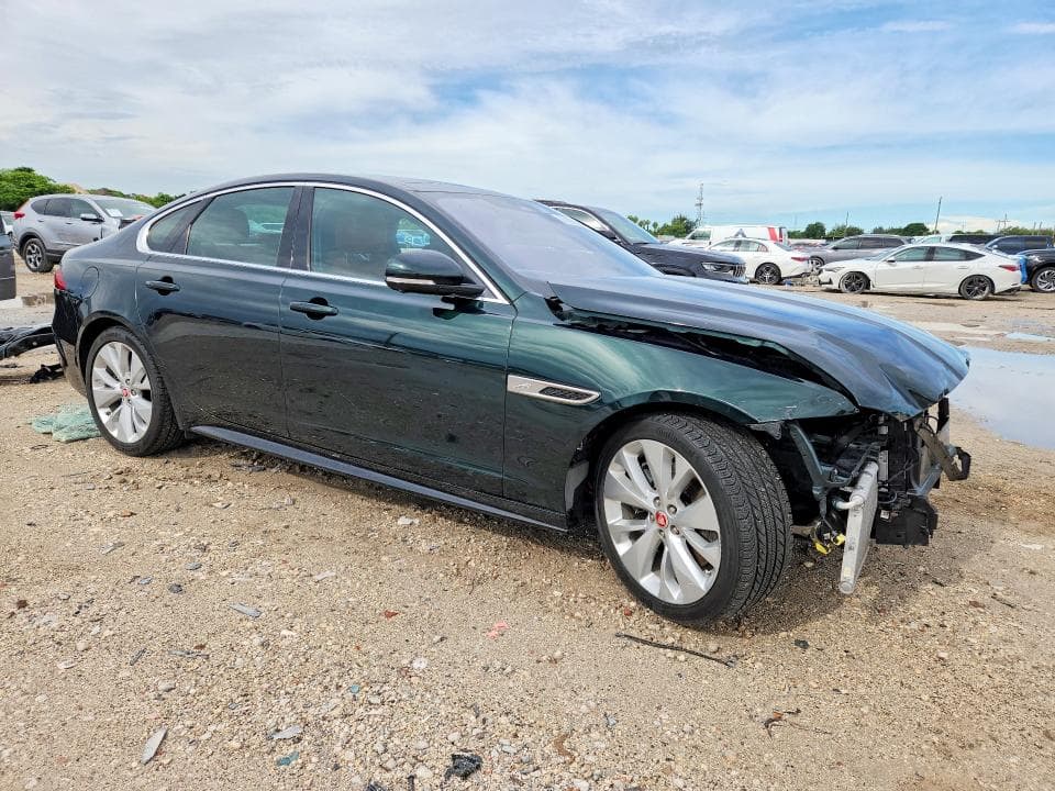 2021 JAGUAR XF R-DYNAMIC SE 4