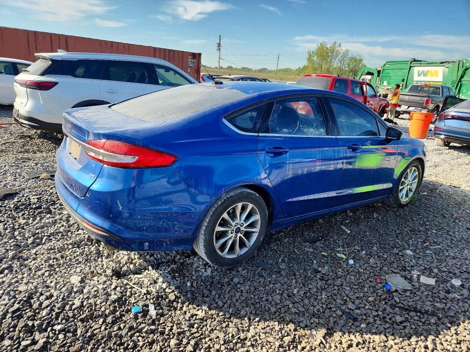 2017 FORD FUSION SE 3