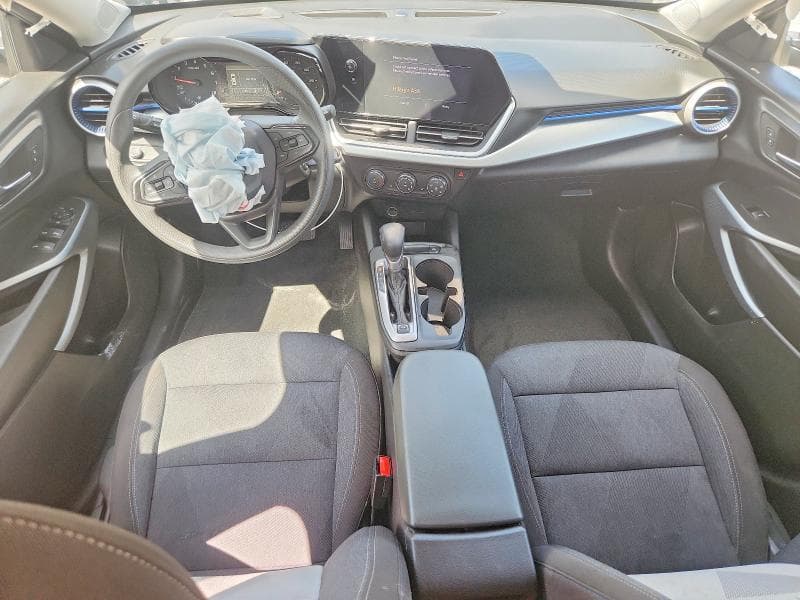 2024 CHEVROLET TRAX LS 8