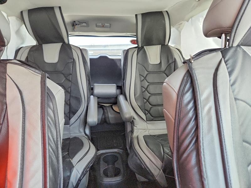 2022 TOYOTA HIGHLANDER PLATINUM 10