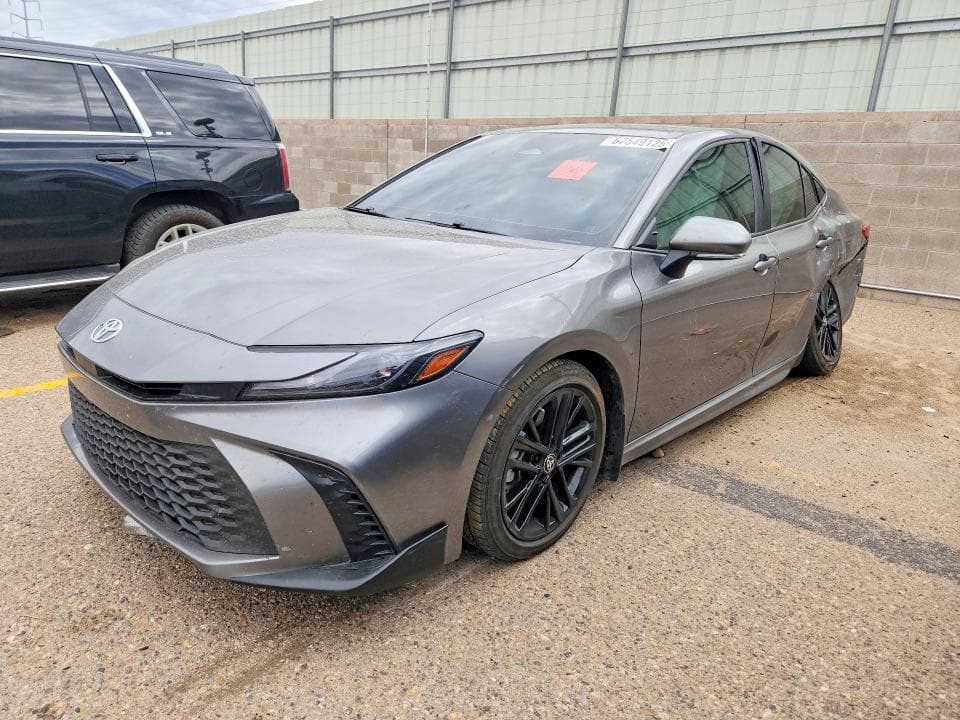 2026 TOYOTA CAMRY SE - 1