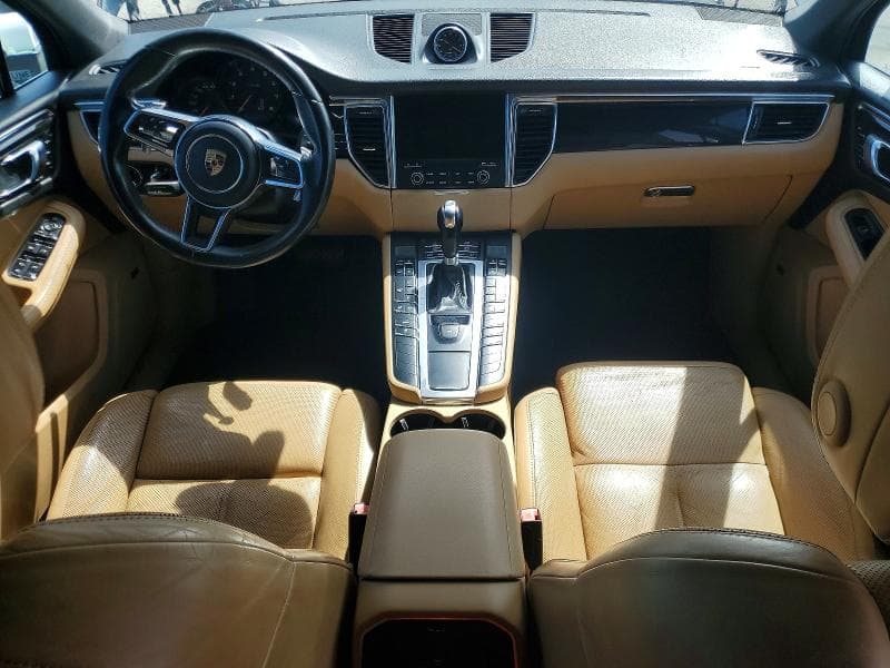 2017 PORSCHE MACAN 8