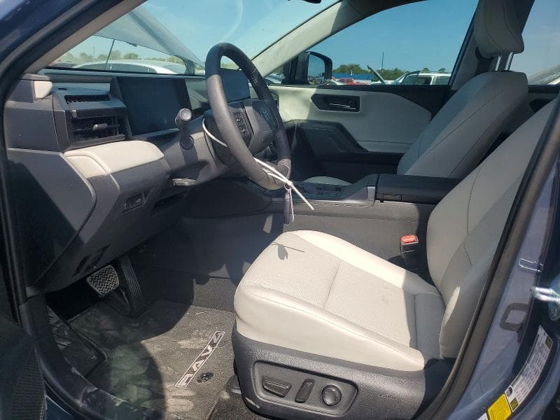 2026 TOYOTA RAV4 XLE PREMIUM 7