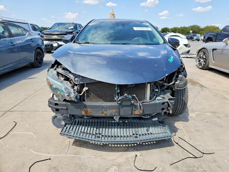 2019 TOYOTA COROLLA LE 5