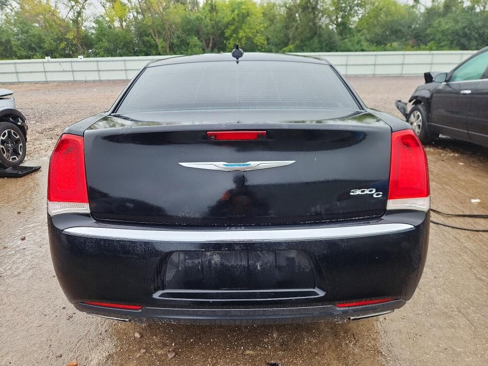 2017 CHRYSLER 300C 6
