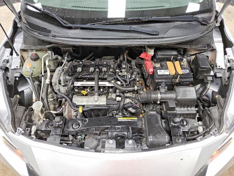 2020 NISSAN VERSA SV 11