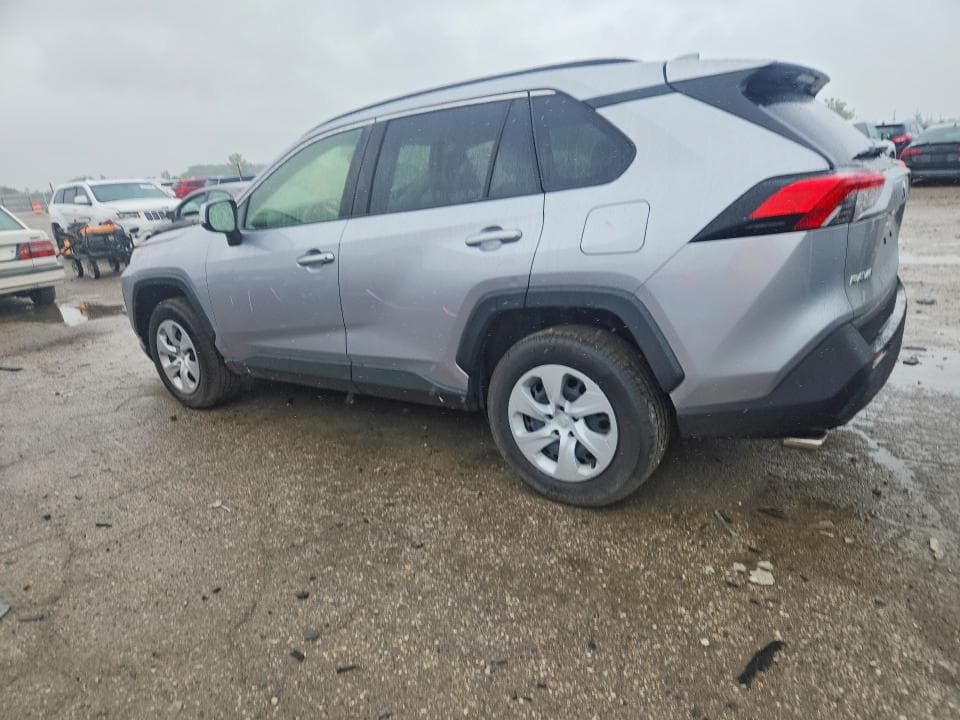 2019 TOYOTA RAV4 LE 2
