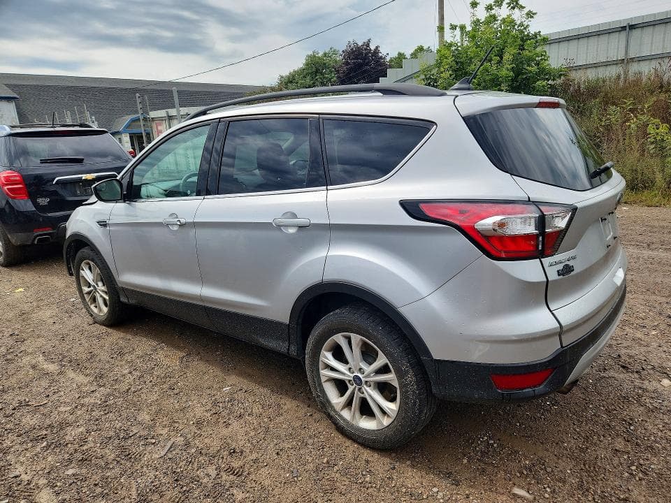 2018 FORD ESCAPE SEL 2
