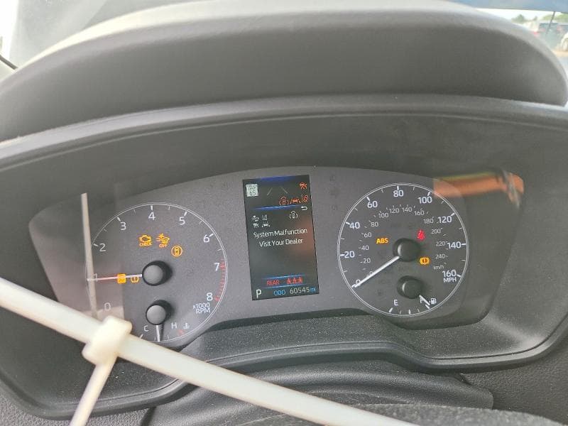 2025 TOYOTA COROLLA LE 9