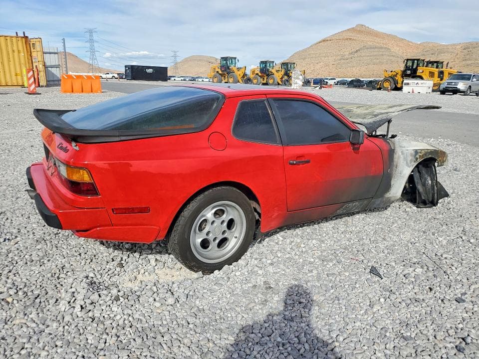 1986 PORSCHE 944 TURBO 3