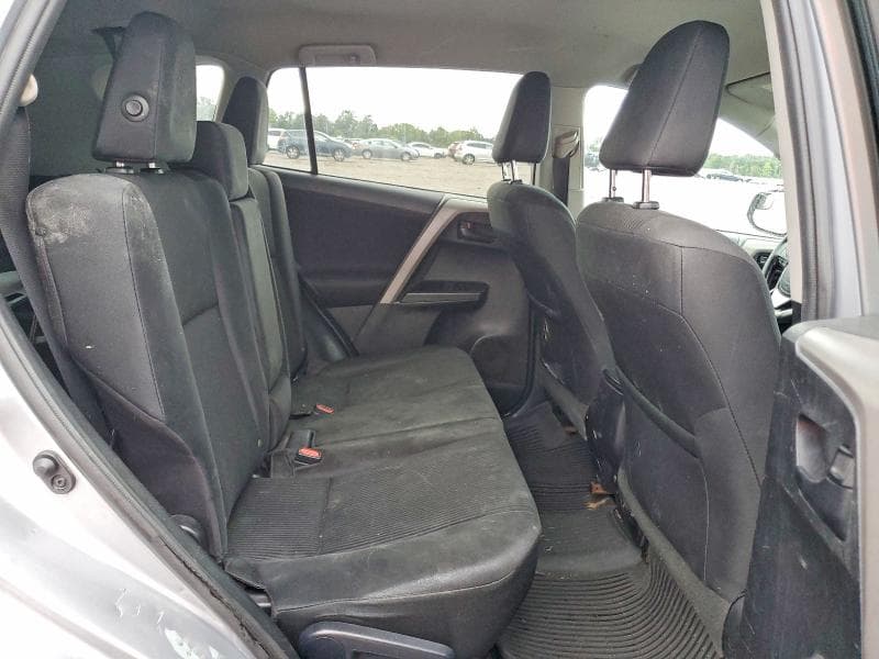 2017 TOYOTA RAV4 LE 11