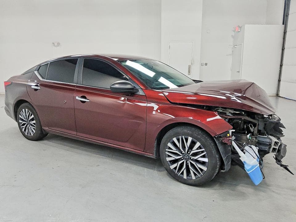 2024 NISSAN ALTIMA SV 4