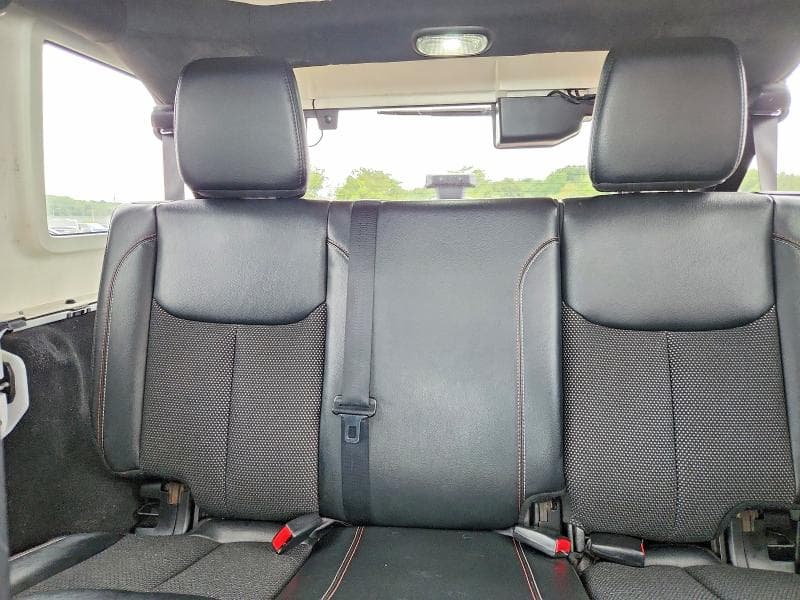 2017 JEEP WRANGLER UNLIMITED SAHARA 10