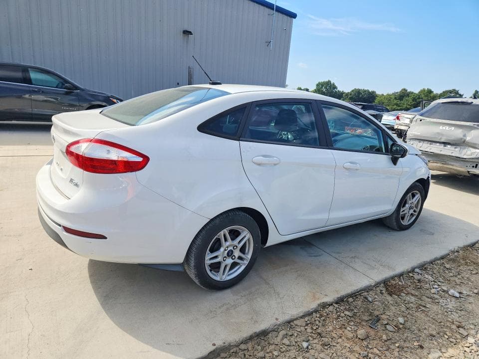 2018 FORD FIESTA SE 3