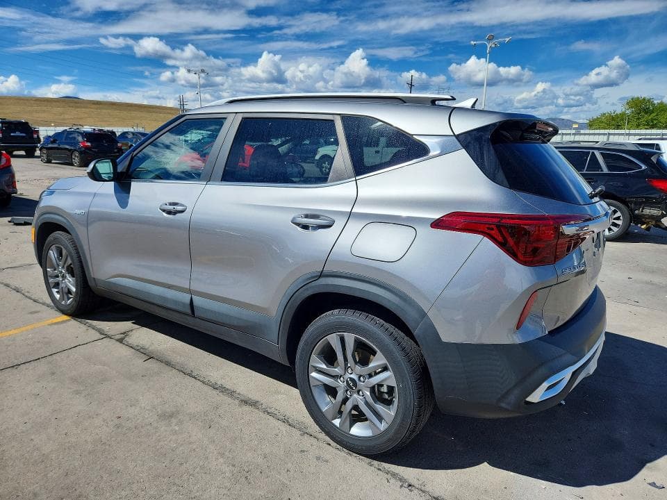 2023 KIA SELTOS S 2