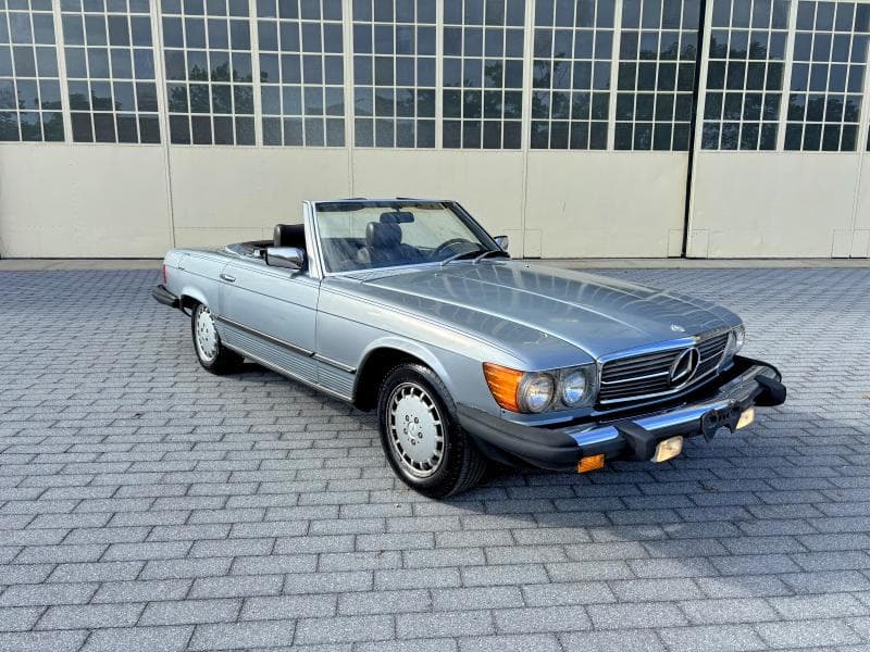 1982 MERCEDES-BENZ 380 SL