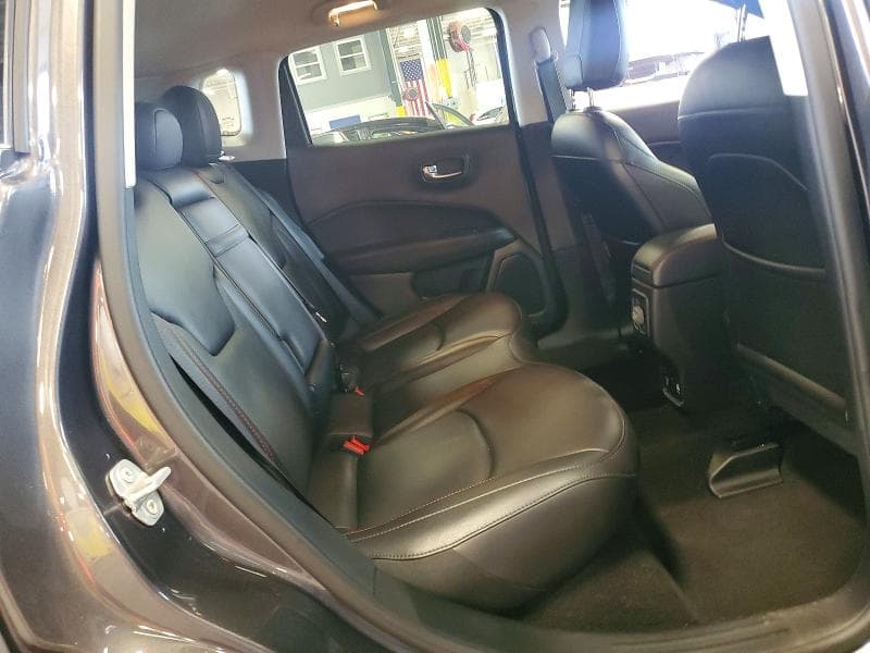 2019 JEEP COMPASS TRAILHAWK 11