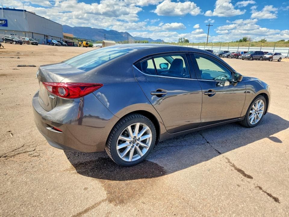 2017 MAZDA 3 TOURING 3