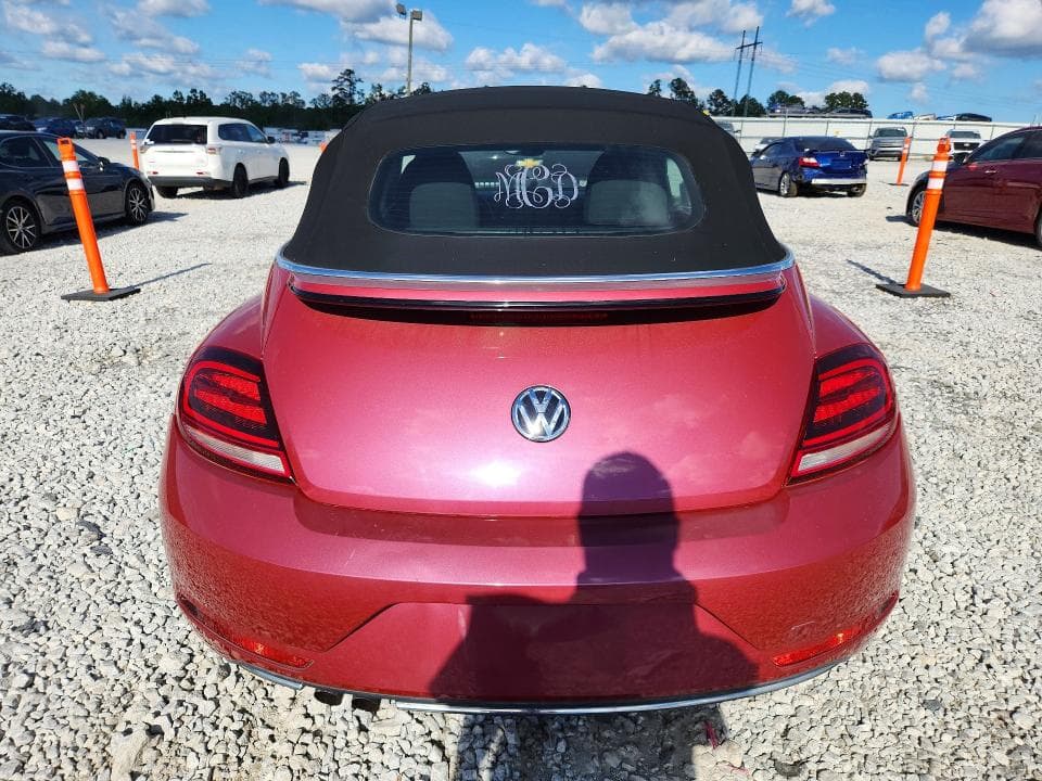 2017 VOLKSWAGEN BEETLE S/SE 6