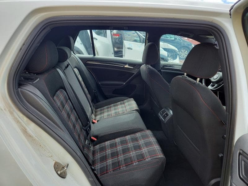 2017 VOLKSWAGEN GTI S 10
