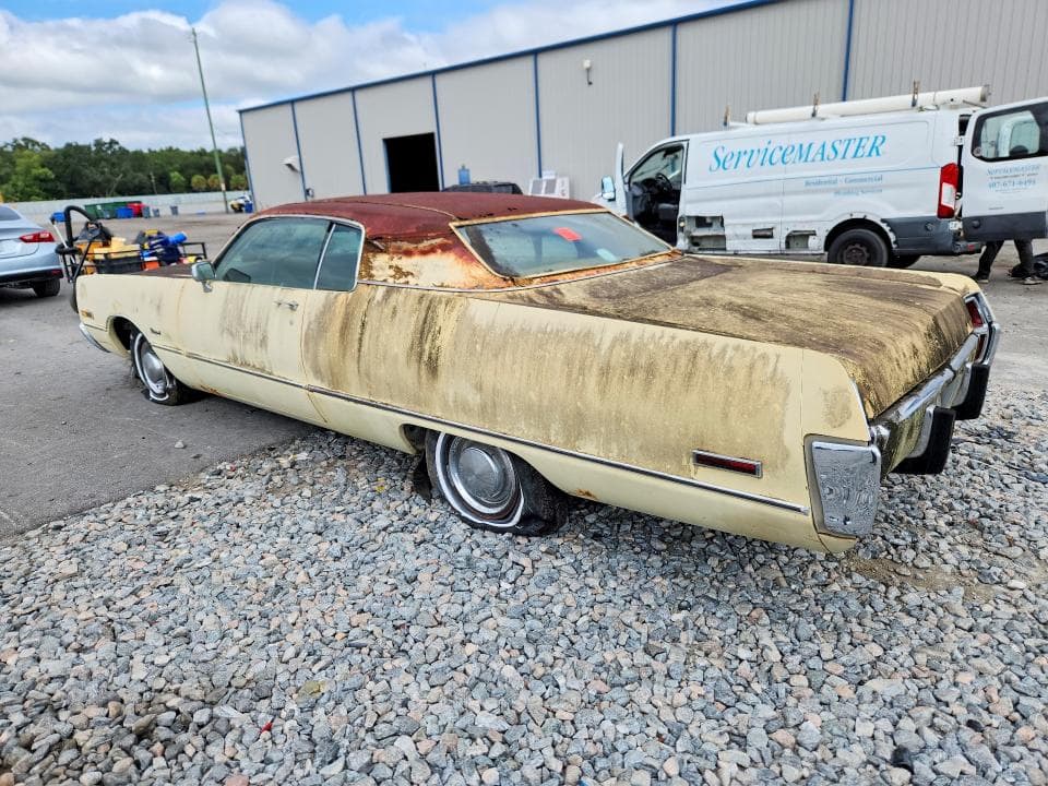 1973 CHRYSLER NEWPORT 2