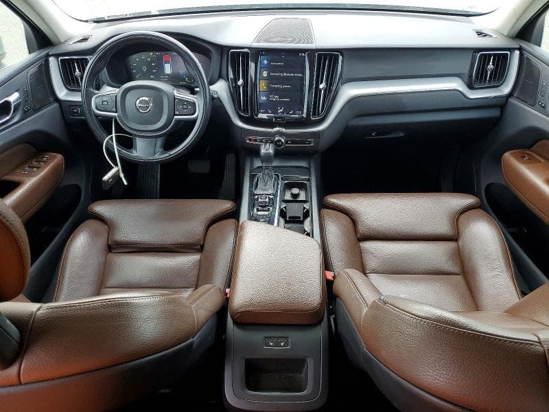2019 VOLVO XC60 T5 8