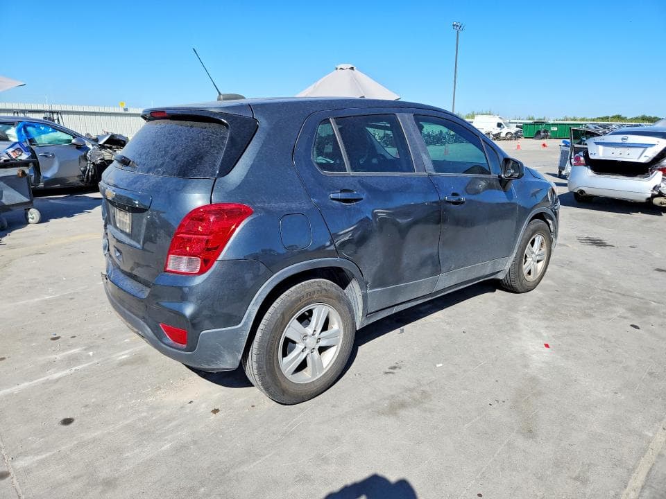 2020 CHEVROLET TRAX LS 3