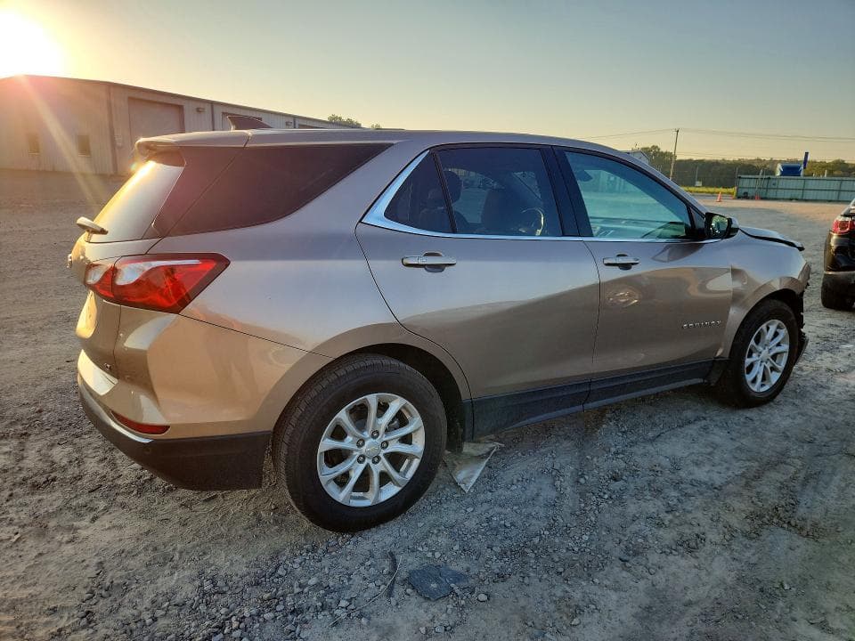 2018 CHEVROLET EQUINOX LT 3