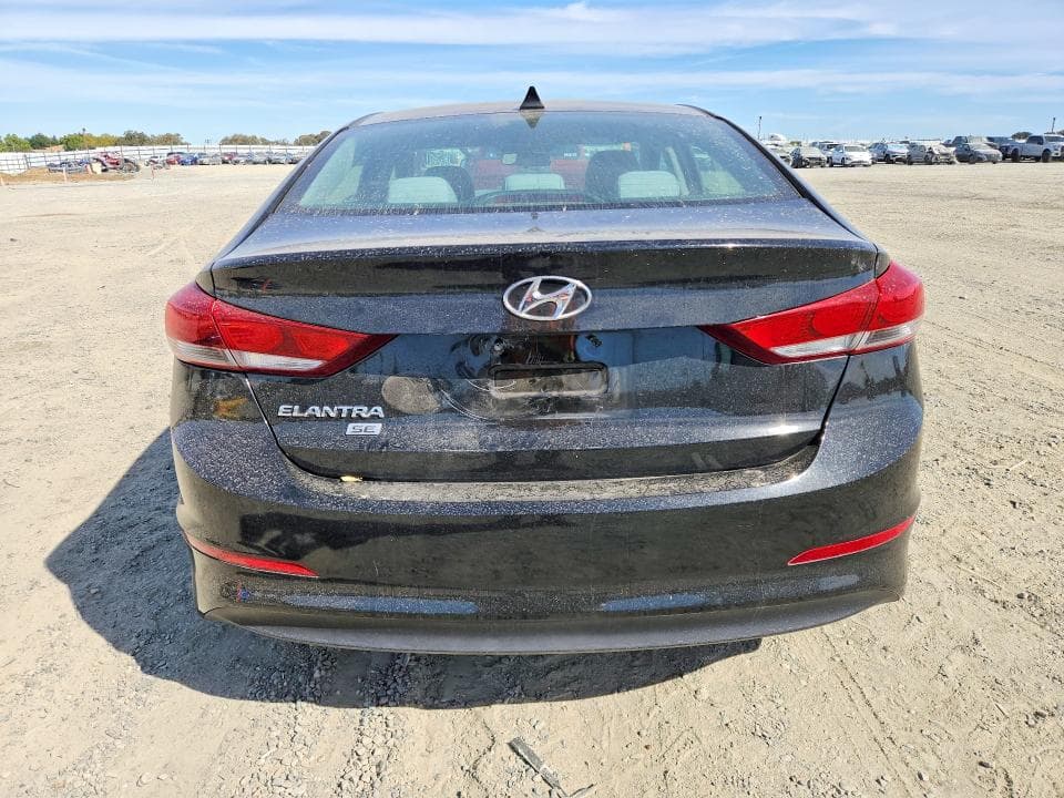 2017 HYUNDAI ELANTRA SE 6