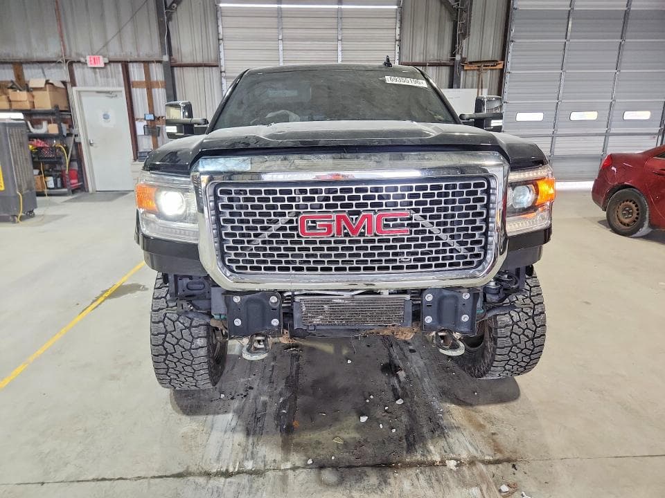 2017 GMC SIERRA K2500 DENALI 5