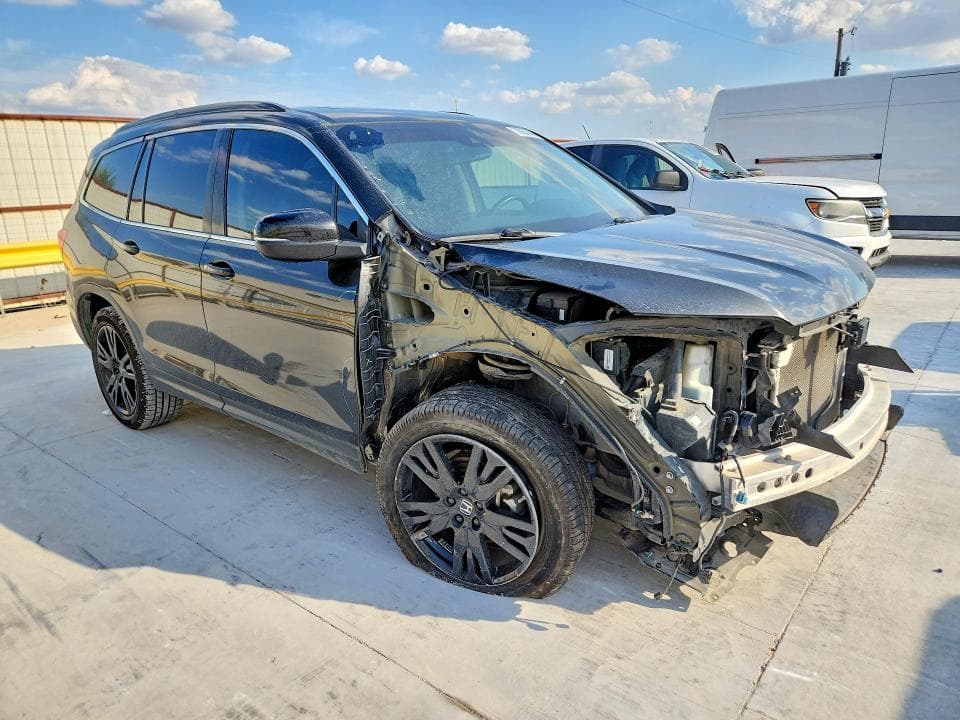 2021 HONDA PILOT SE 4