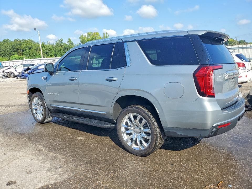 2024 GMC YUKON SLT 2