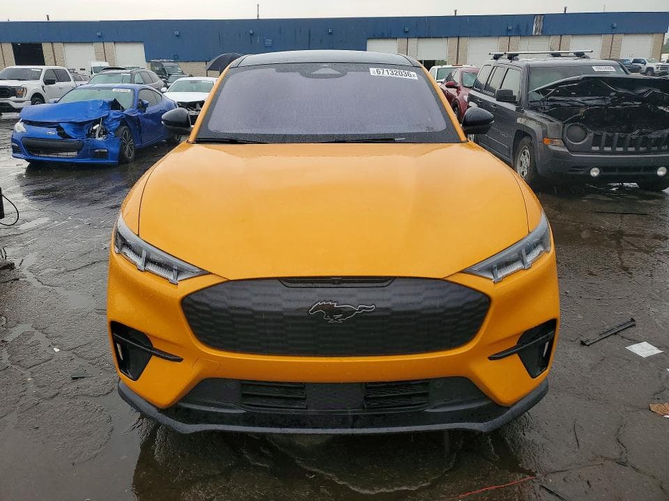 2021 FORD MUSTANG MACH-E GT 5