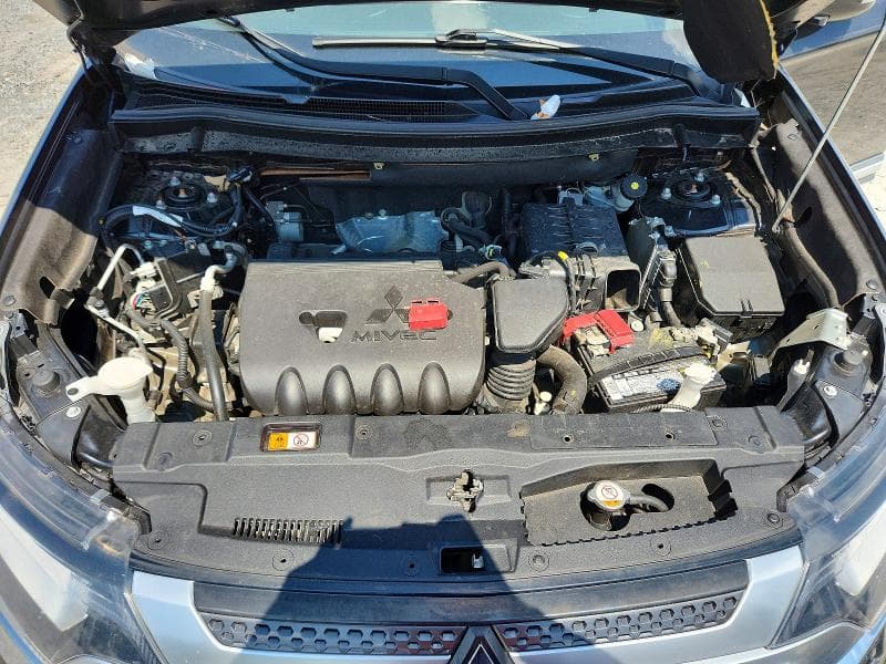 2019 MITSUBISHI OUTLANDER SE 12