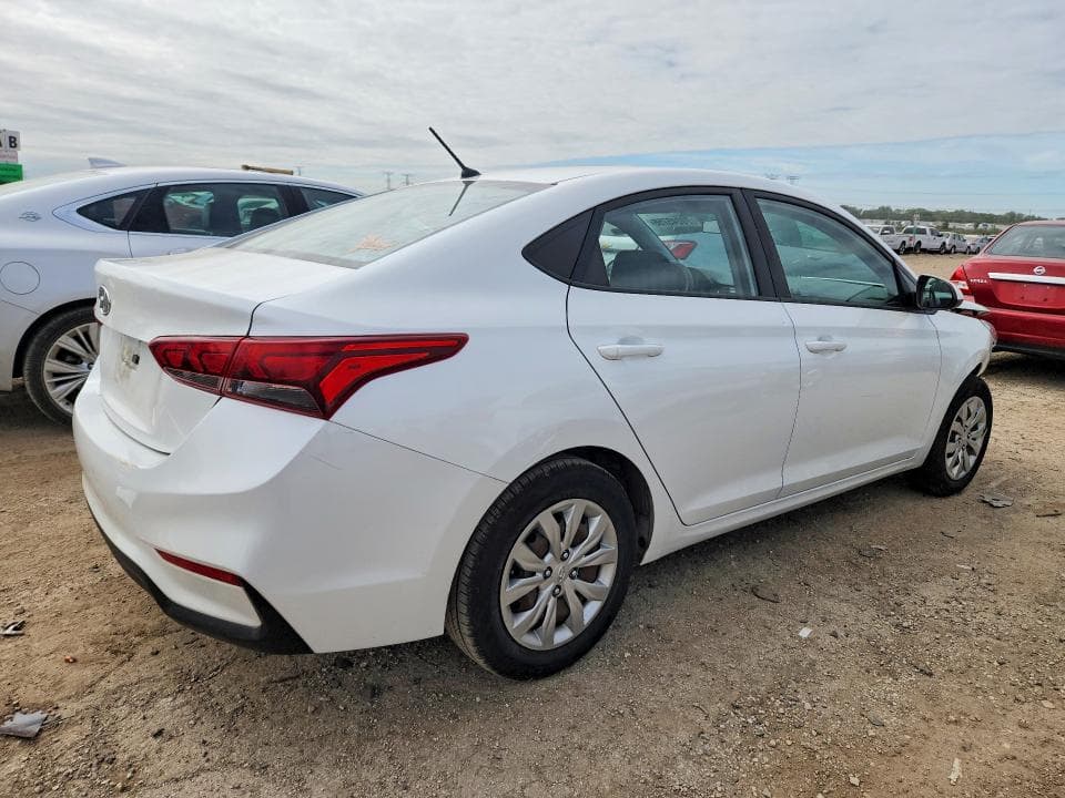 2019 HYUNDAI ACCENT SE 3