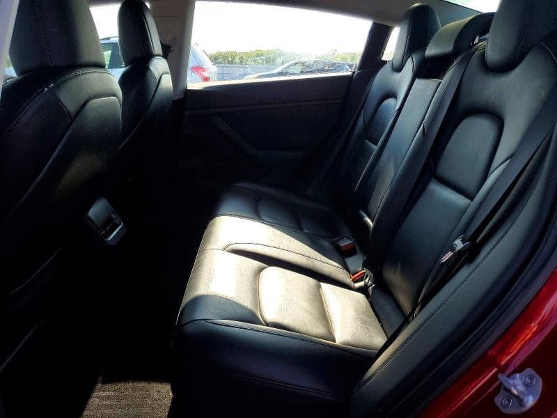2018 TESLA MODEL 3 10