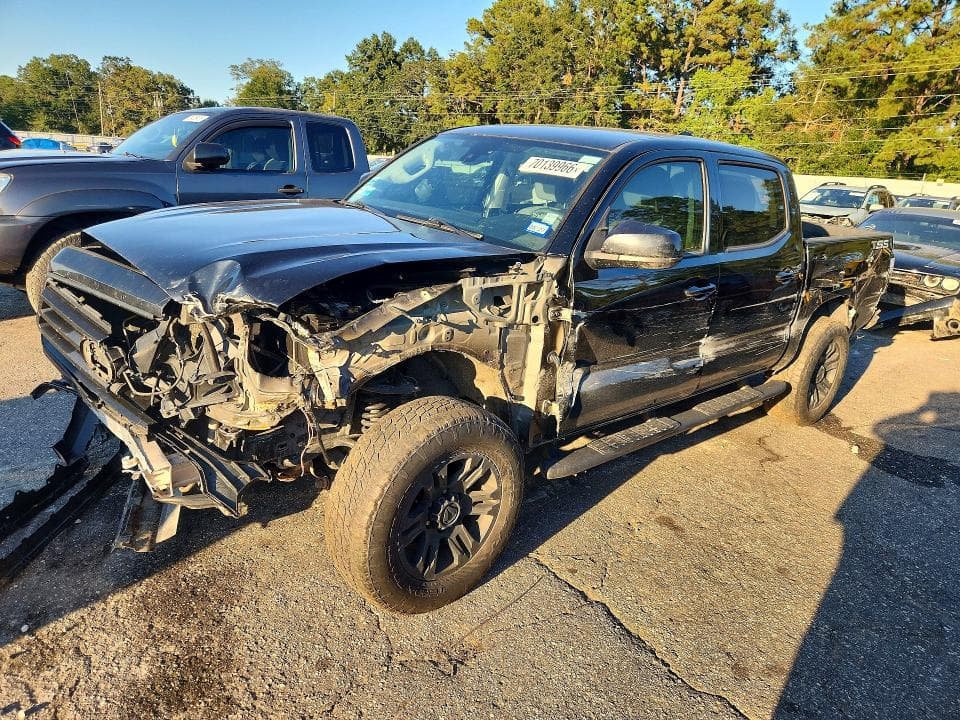 2022 TOYOTA TACOMA SR V6
