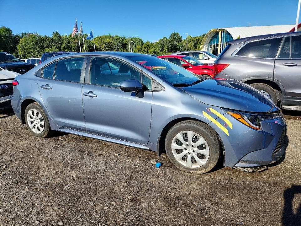 2024 TOYOTA COROLLA LE 4
