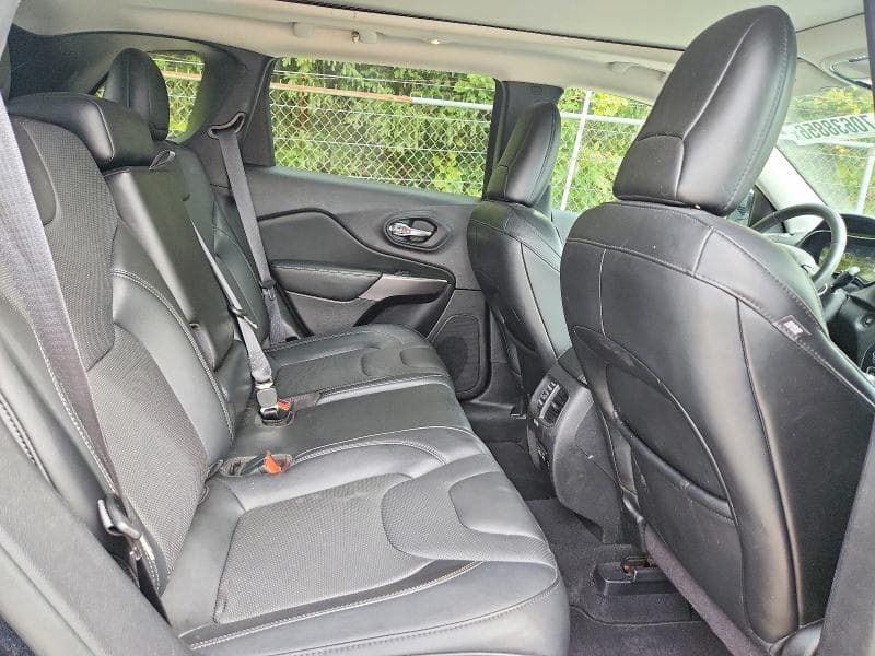2021 JEEP CHEROKEE LIMITED 11