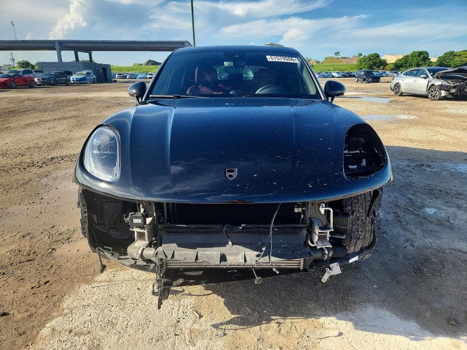 2023 PORSCHE MACAN BASE 5