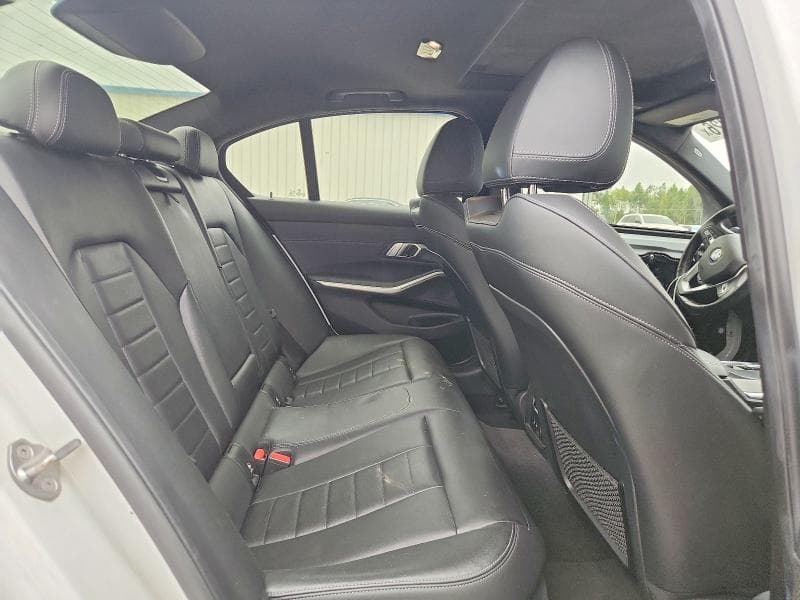2019 BMW 330XI 10
