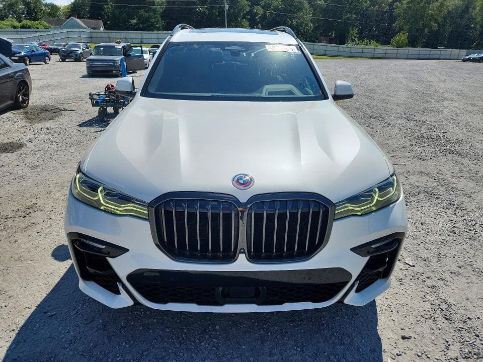 2022 BMW X7 M50I 5