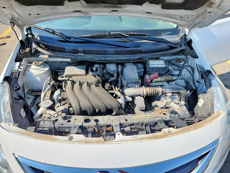 2019 NISSAN VERSA SV 11