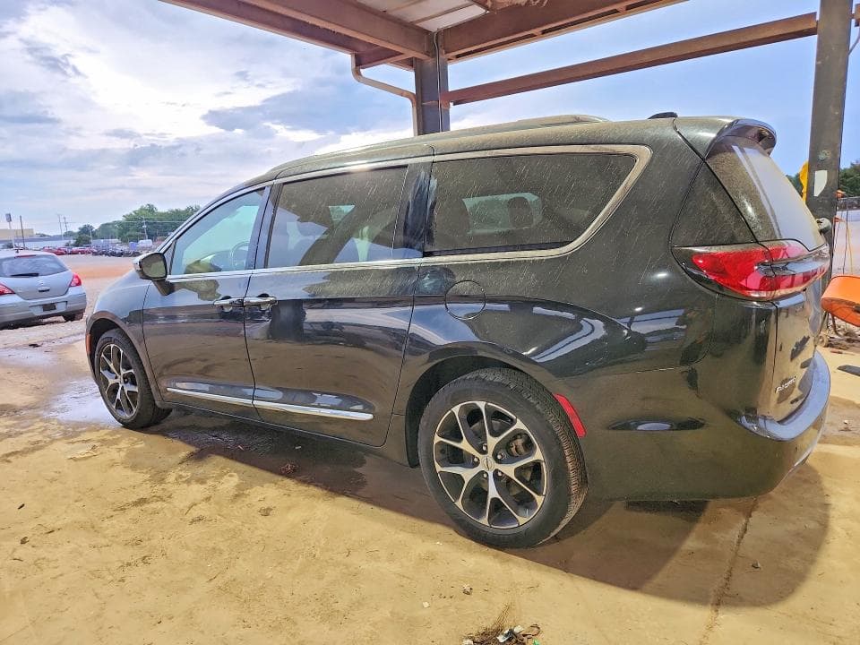 2021 CHRYSLER PACIFICA LIMITED 2