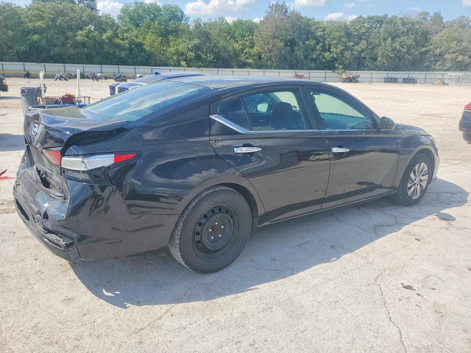 2021 NISSAN ALTIMA S 3