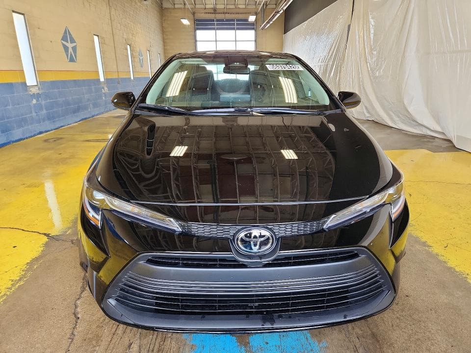 2026 TOYOTA COROLLA LE 5