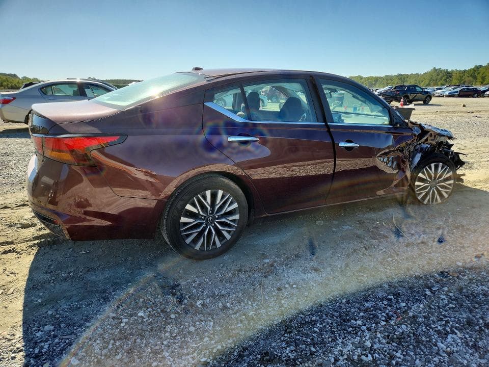 2024 NISSAN ALTIMA SV 3