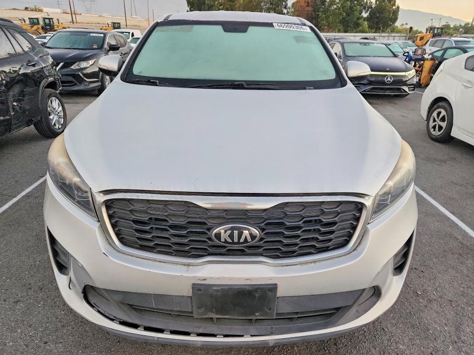 2019 KIA SORENTO L 5